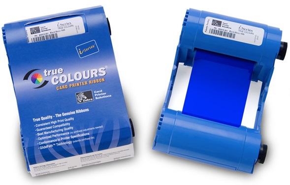 Cinta Monocromática Azul 800017-204 para Impresoras de Carnets Zebra P100i | 1000 Imagenes/Rollo, Impresión a una o dos caras, Compatible Zebra P100i, P110i, P120i. Se usa para imprimir texto o imágenes de un solo color en uno o ambos lados de la tarjeta.